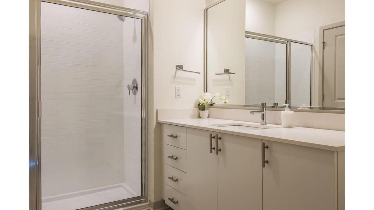 Stunning Nulu 1Br Cozysuites 03 Louisville Buitenkant foto